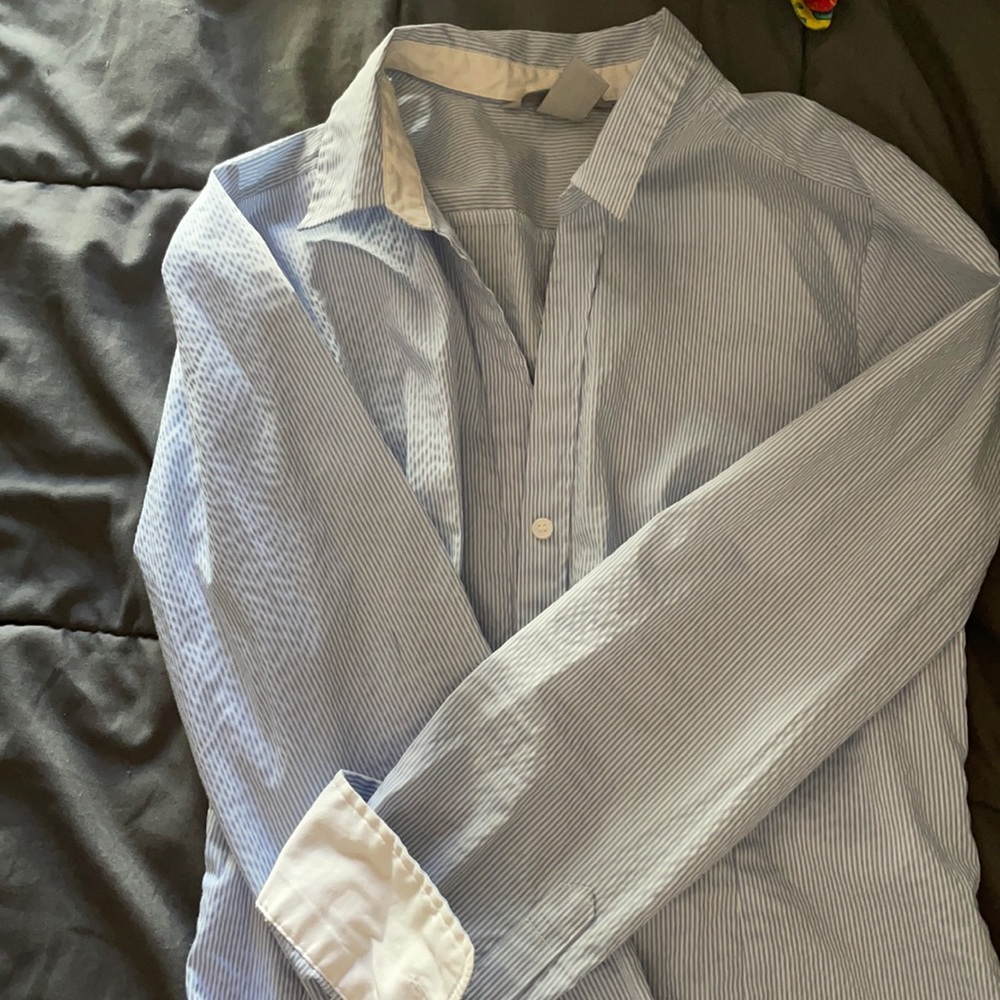 H&M women’s dress top